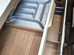 KNAUS Van TI 640 MEG Vans. Licht-Assi 1, nur 5 Monate