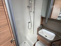 WEINSBERG CaraCompact 600 MEG Pepper  Mj 26, Auto,  uvm