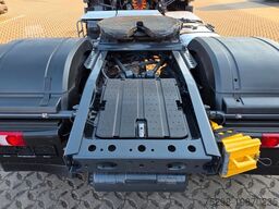 MERCEDES-BENZ Actros 1843