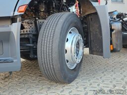 MERCEDES-BENZ Actros 1843