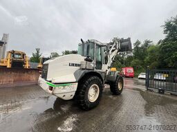 Liebherr L 524