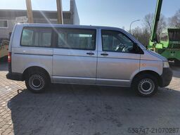 Volkswagen T5 Kombi