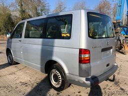 Volkswagen T5 Kombi