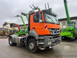 Mercedes-Benz Axor 1943