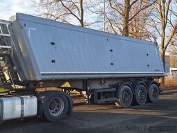 Schmitz Cargobull SKI 24 SL 8.2