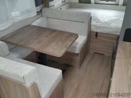 Hobby Excellent Edition 490 KMF Mod.251800kgTVHalter