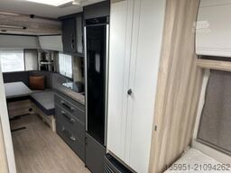 Hobby De Luxe 515 UHL 2000kgEinzelbettauszugMj.2026