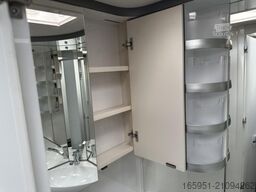 Hobby De Luxe 515 UHL 2000kgEinzelbettauszugMj.2026