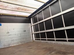 MERCEDES-BENZ Atego 823 Pritsche Schiebeplane +Edschaverdeck