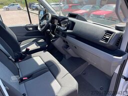 VOLKSWAGEN Crafter Kasten 35 L4H3 AHK RFK äden