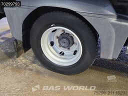 Mercedes Atego 818 4X2 8tonner Automatic 1000kg Ladebord...