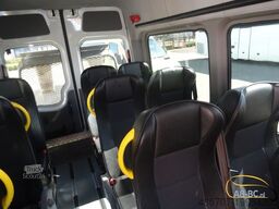 MERCEDES-BENZ Sprinter Altas 516 CDI 16 Sitze