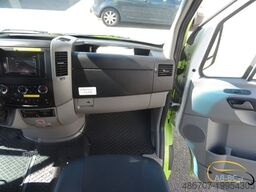 MERCEDES-BENZ Sprinter Altas 516 CDI 16 Sitze