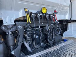 IVECO S-Way AS 440 S 58 T/FP Sattel AHK AUT Bel.Sitz