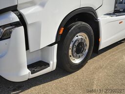 IVECO S-WAY AS 440 S 58 T/FP Transportschaden