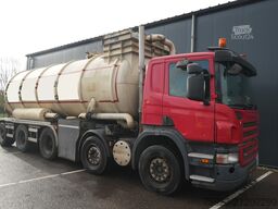 Scania P 380 – 10x4 blow and suck truck