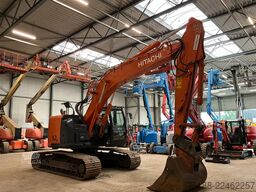 Hitachi ZX 225 US LC-5 B