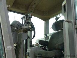 Volvo G946 6×6 road grader / Leica 3D system