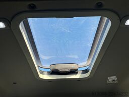 VW CRAFTER 17 SITZER ACC LANE ASSIST