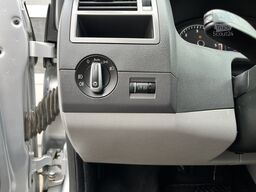 Volkswagen Transporter 2.0 TDI L2H1 4Motion DC Automaat 2x...
