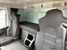 Iveco T-Way AT720T47WTH Tractor Head (23 units)