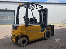 Jungheinrich EFG535 Electric, Lifting Height 4700mm, Freelift 1