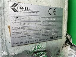 CONTAINER SCARRABILE USATO CON TETTO E GRU