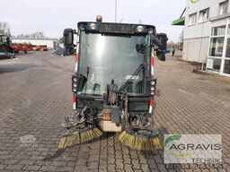 Schmidt Winterdienst SWINGO 200+