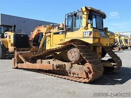 CATERPILLAR D6T