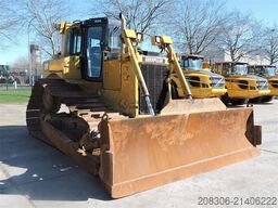 CATERPILLAR D6T