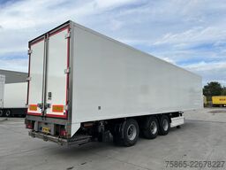 H.T.F HZO 42 / Thermo King SLXe 300 / Stuuras / Loadl...