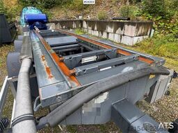 Istrail Hooklift Trailer with Tipping Function