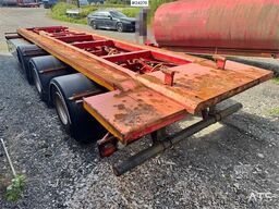 NC Hooklift Trailer with Tipping Function
