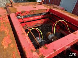 NC Hooklift Trailer with Tipping Function