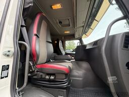Volvo FM 330 4X2 NL Truck