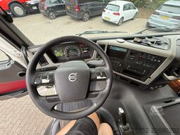 Volvo FM 330 4X2 NL Truck