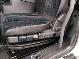 Mercedes-Benz Atego 818