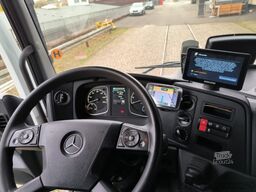 Mercedes-Benz Atego 818