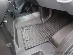 FORD 1. Hand / Rampe / 9 Sitzer / FN: 131