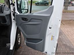 FORD 1. Hand / Rampe / 9 Sitzer / FN: 131