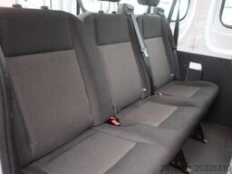 FORD Transit 1. Hand / Rampe / 9 Sitzer / FN: 46