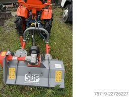 Kubota D750 - B7001 4x4 mit Mulcher