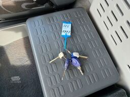 IVECO Eurocargo 120E28 / Ladebordwand / Aluklappen