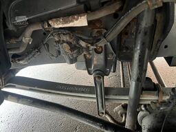 Mercedes-Benz Atego 815