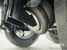 Schmitz Cargobull Tiefkühler Multitemp Doppelstock Trennwand