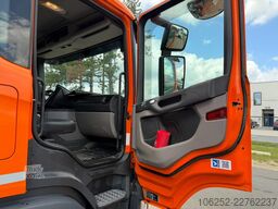 Scania G370 8x4 TIPPER + CRANE PALFINGER PK 19.001 SLD...