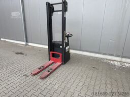 HYSTER S1.2