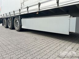 Schmitz Cargobull Curtainsider Coil Getränke