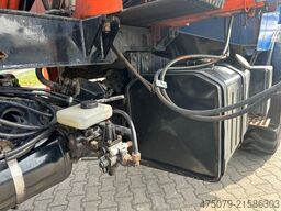 UNIMOG U 427 4x4 / Kran Atlas 130 / Winde