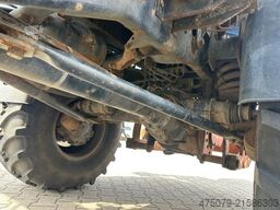 UNIMOG U 427 4x4 / Kran Atlas 130 / Winde
